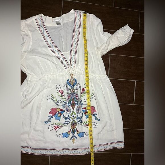 WD.NY Women white embroidered v neck blouse tunic sz 1X - Picture 6 of 6